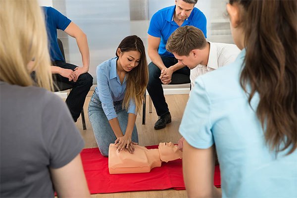 CPR / AED Training Classes at Your Workplace