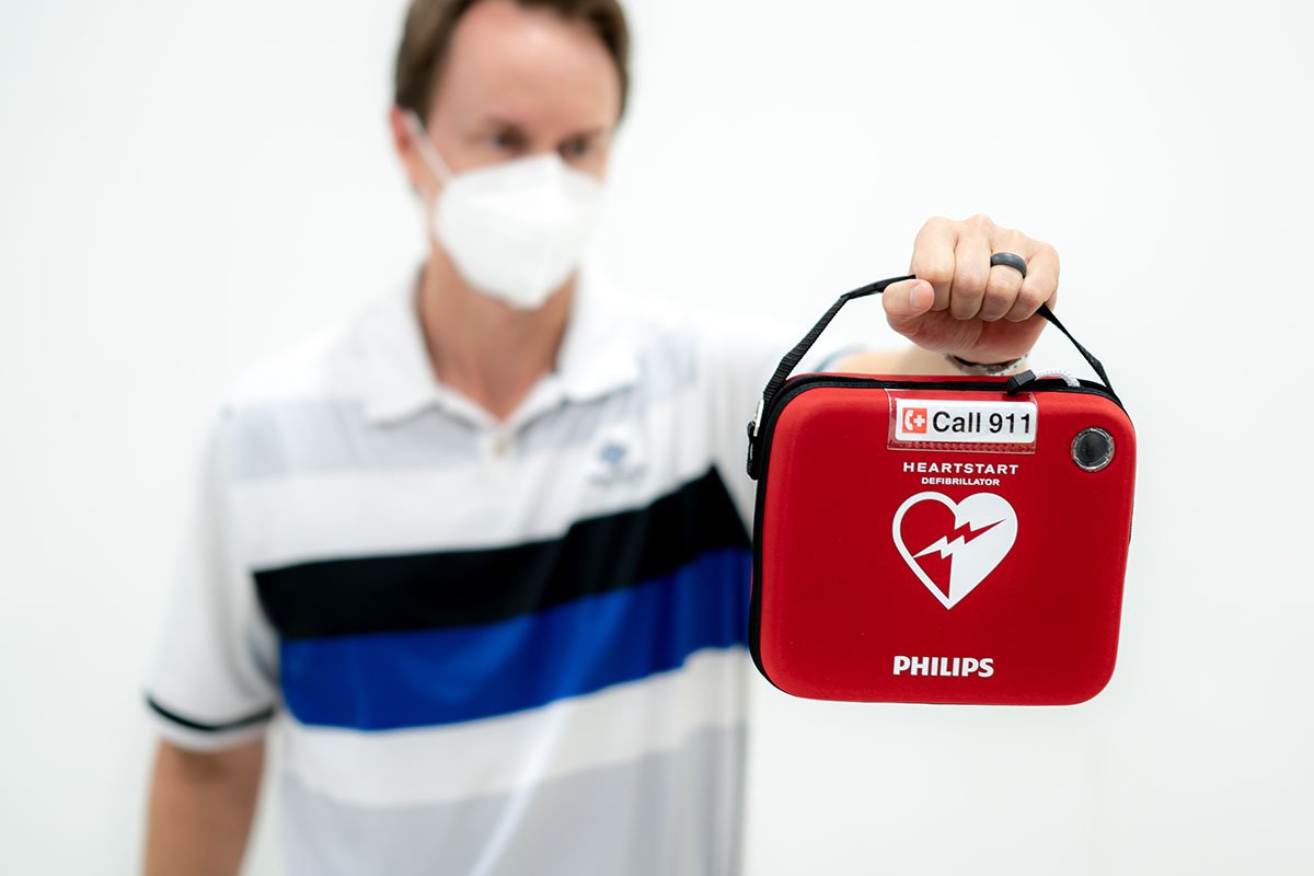 Philips OnSite AED In Free Carrying Case
